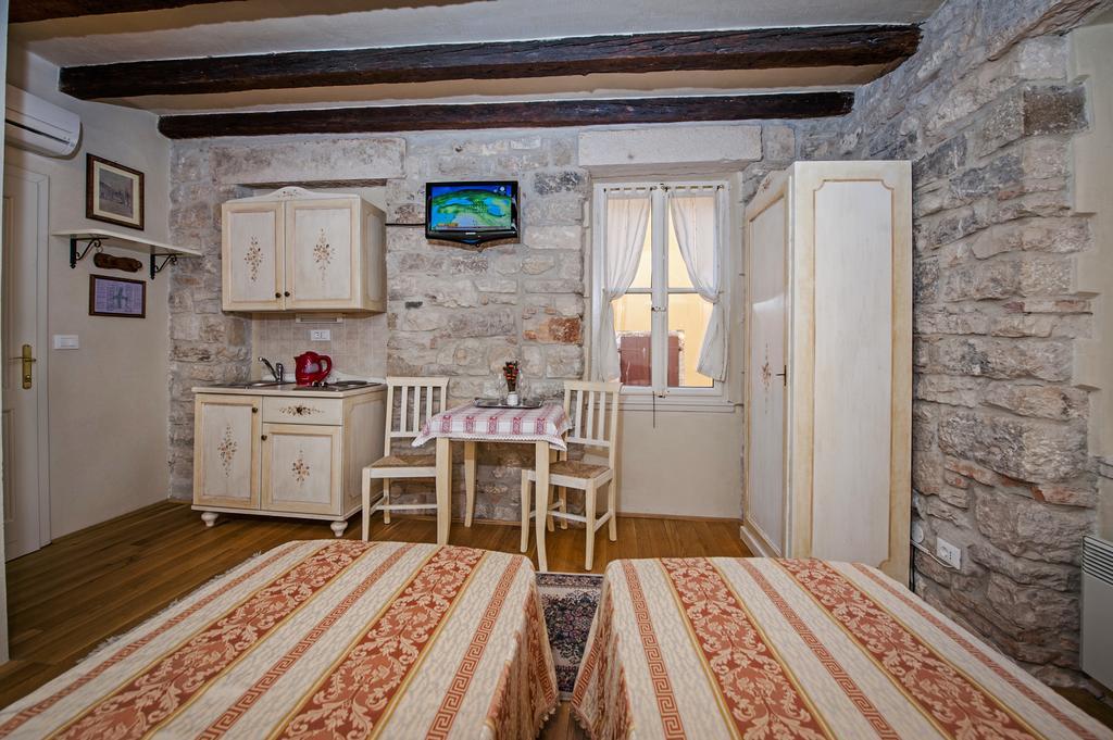Residence Marco Polo Centro Storico Rovinj Eksteriør bilde